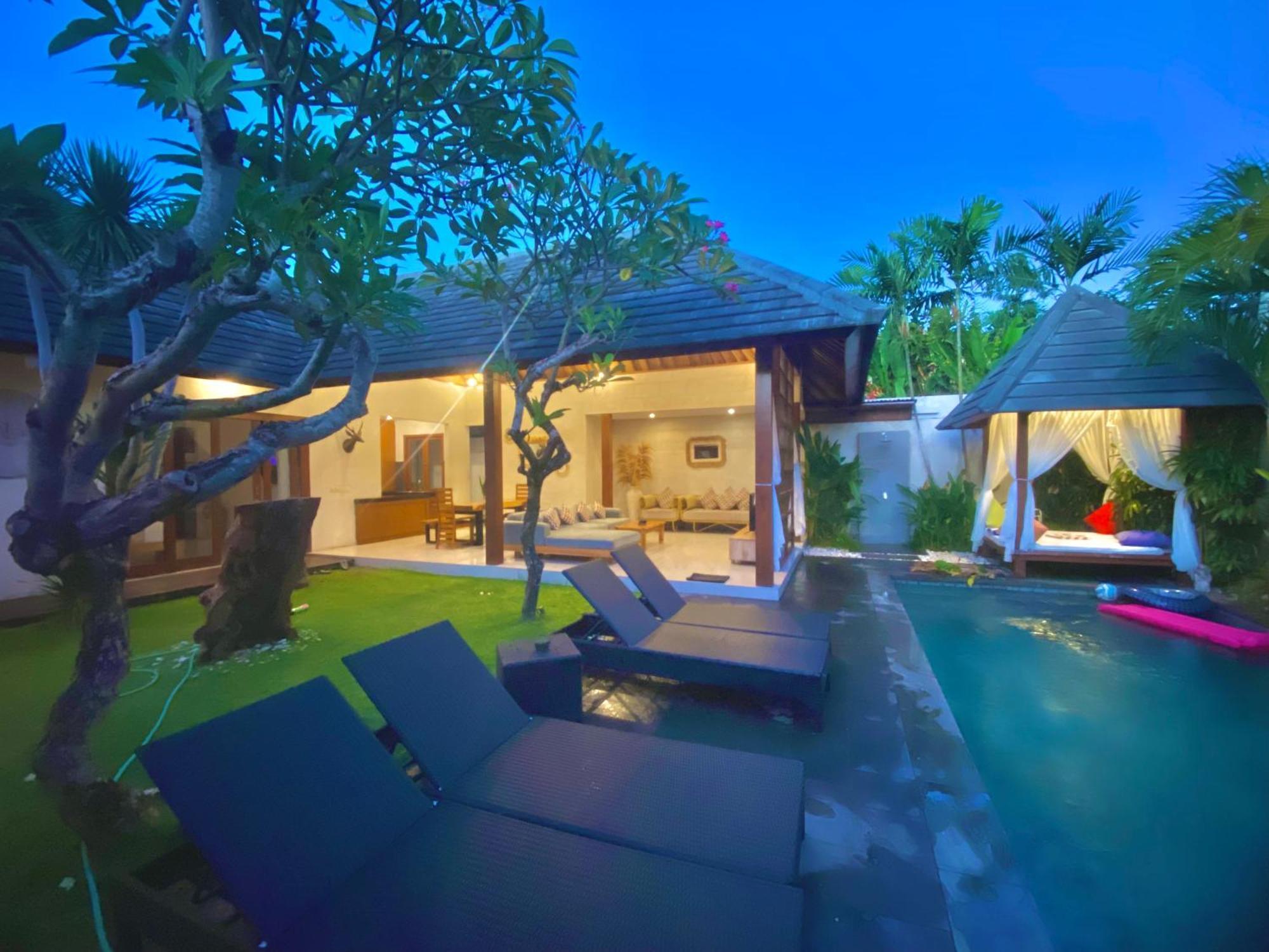 Nil Villa Seminyak Zewnętrze zdjęcie